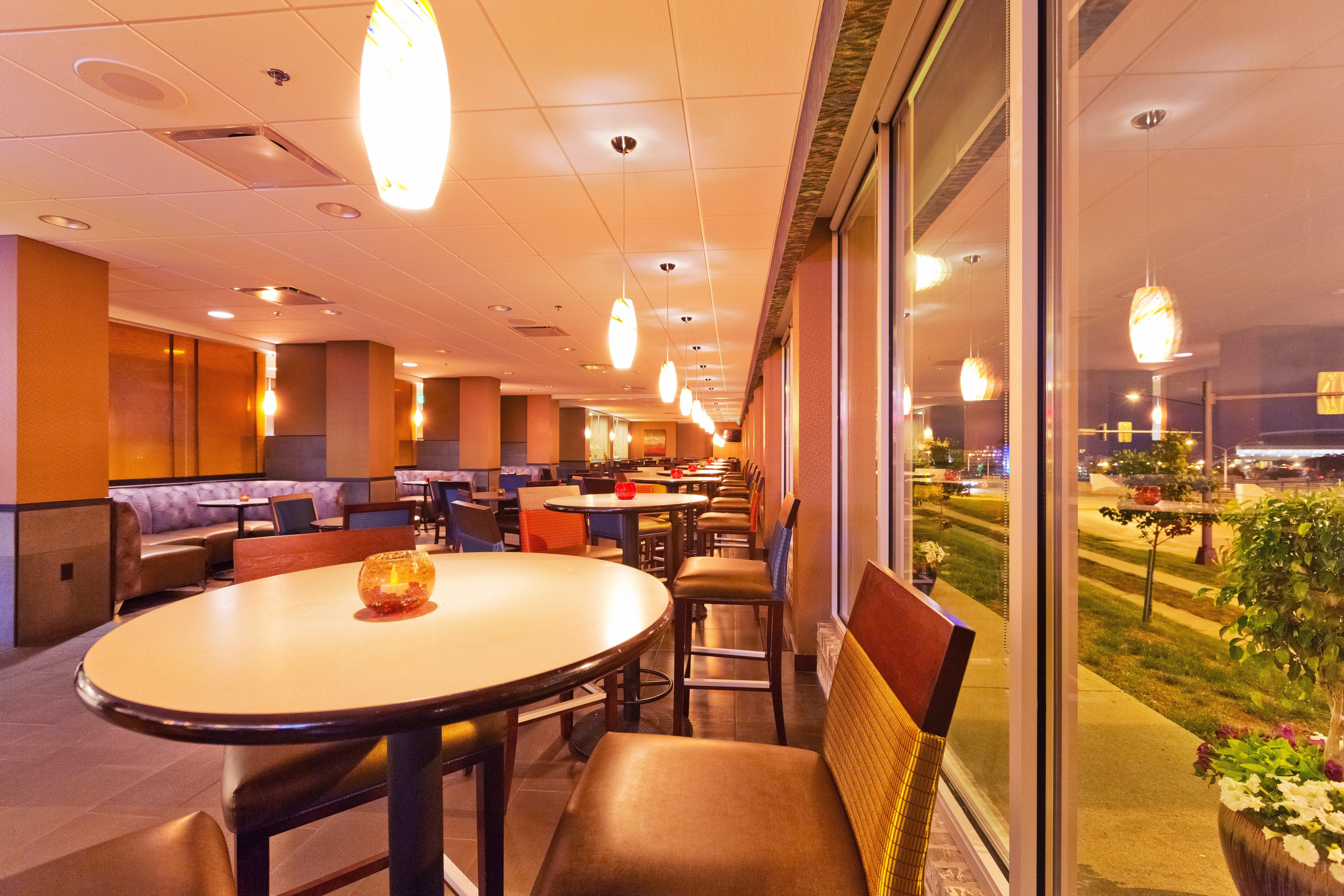 Holiday Inn Des Moines-Downtown-Mercy Campus By Ihg Εξωτερικό φωτογραφία
